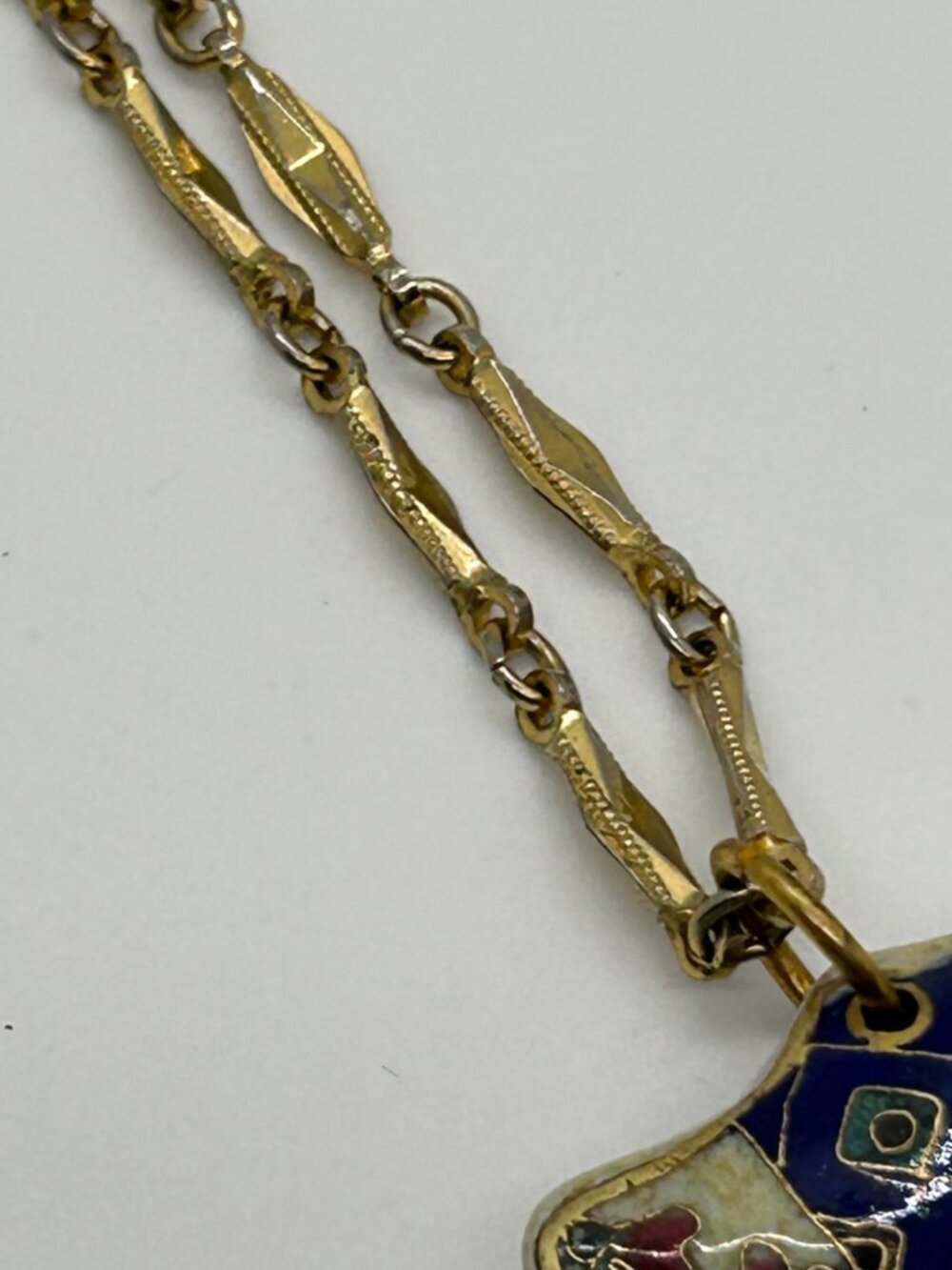 Vintage Ceramic Elephant Pendant Necklace Hand Paint Gold-tone Enamel Good Luck - Picture 12 of 12